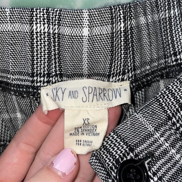 Pants - Picture 2 of 2